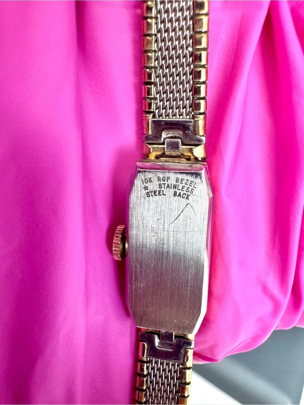 Vintage Wittnauer Genève Women's Mechanical Watch - 10K Gold Filled Bezel & Band